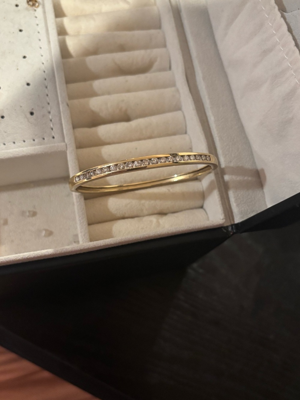 14k yellow gold with lab diamonds bangle bracelet - Picture 2 of 7